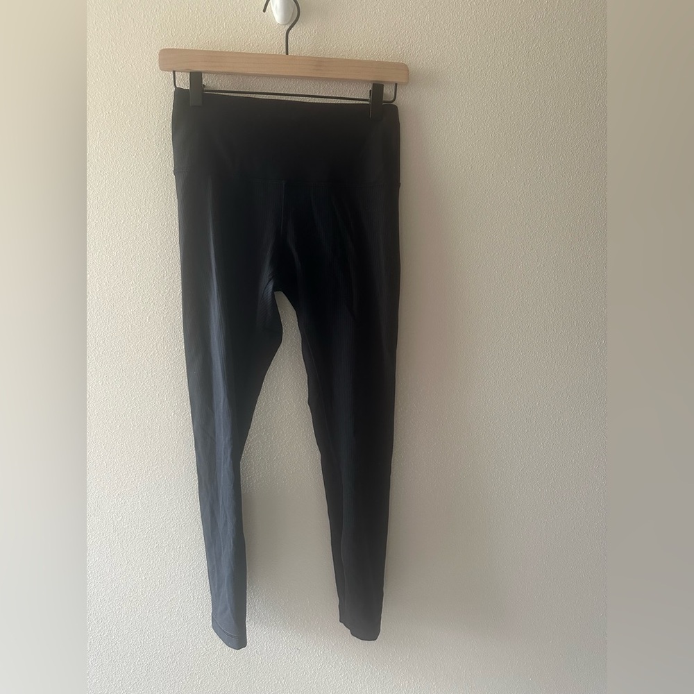 Lululemon Wunder Train High-Rise Ribbed Tight 25" Black W5FY2S size 6 - Picture 5 of 6